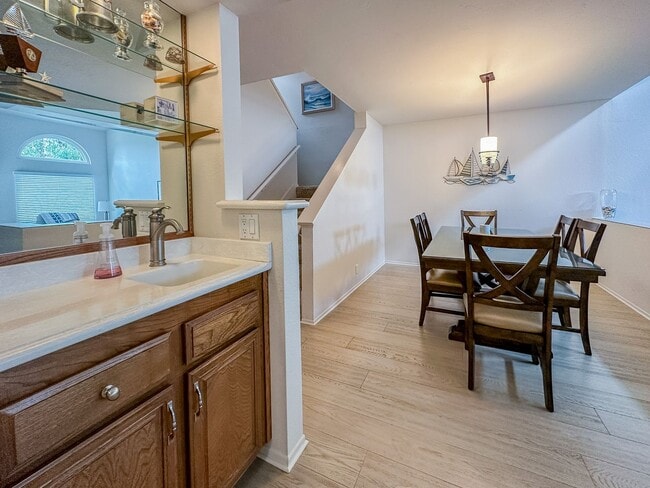 Building Photo - Tierrasanta Furnished Short-Term Rental