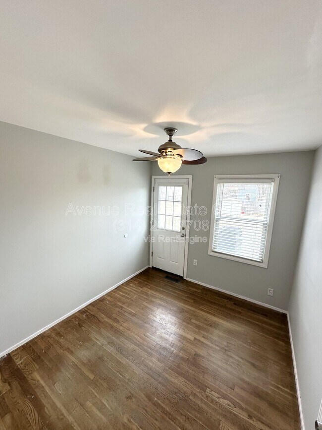 Building Photo - 12154 Parkwood Pl