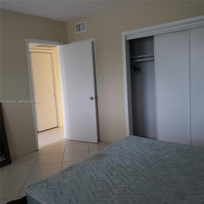 Building Photo - 1420 Atlantic Shores Blvd