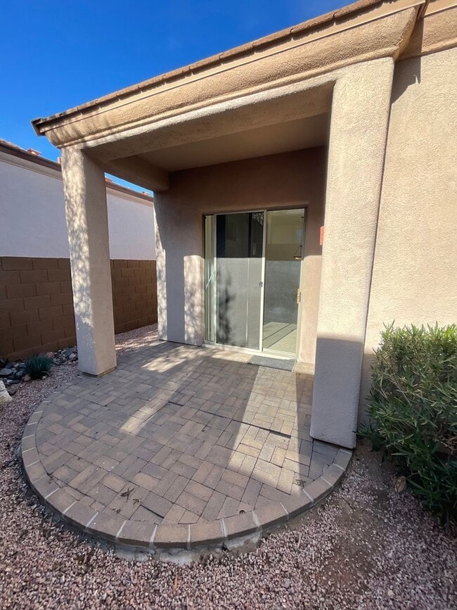 Building Photo - Gated community near Sabino Canyon/Tangue Verde