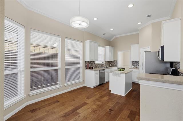 Building Photo - 4077 Truman Dr