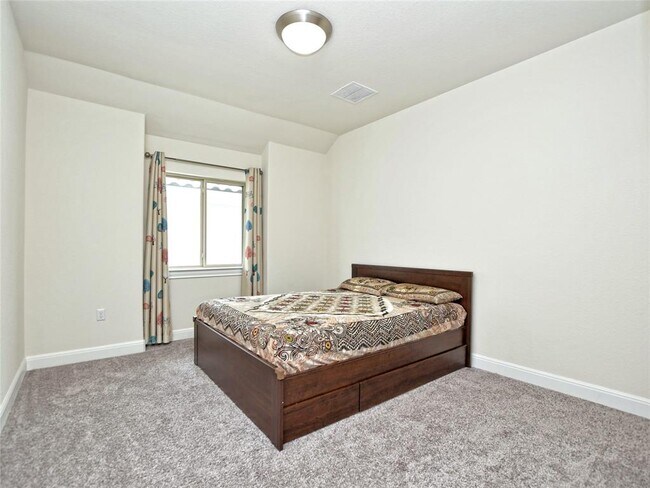 Building Photo - 9703 Bayshore Bend