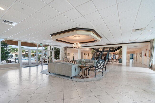 Building Photo - 2615 NE 1st Ct