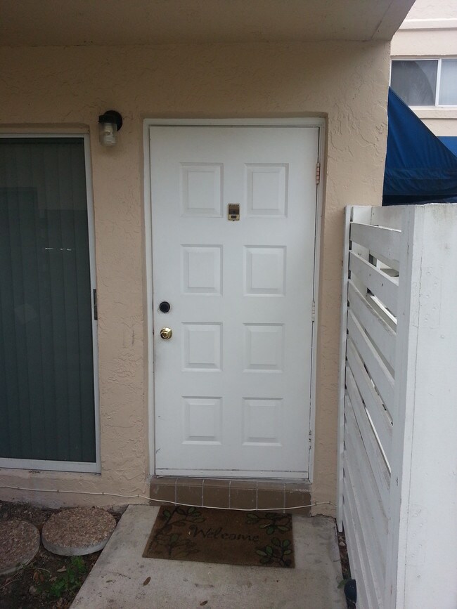 Building Photo - 14377 SW 97th Terrace