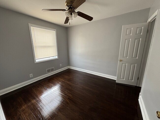 Building Photo - 2 Bedroom plus basement