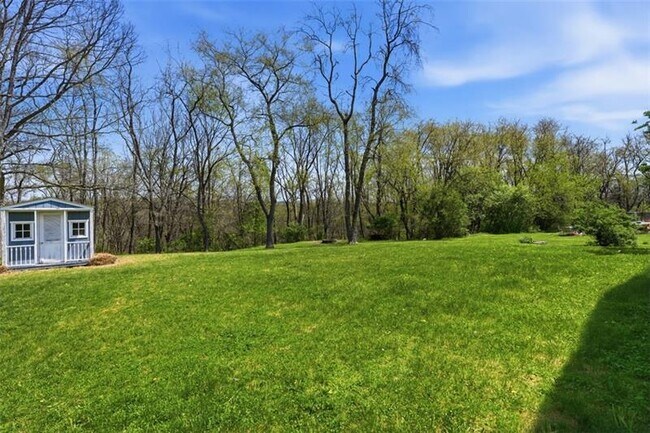 Building Photo - 108 Whitney Dr