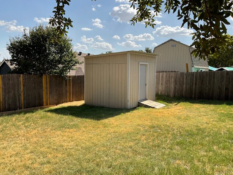 Building Photo - 6349 Hunters Glen Dr