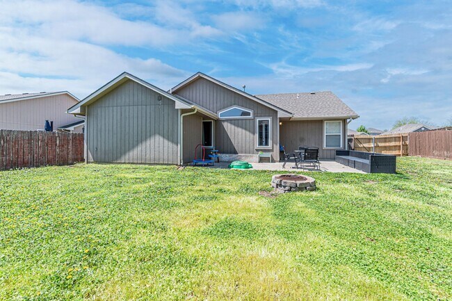 Building Photo - Please View 3D Virtual Walk-Through Before Scheduling a Showing