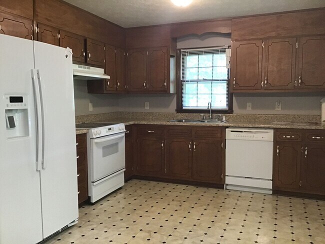 Building Photo - Dorsett6863