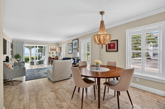 Building Photo - 1099 S Ocean Blvd