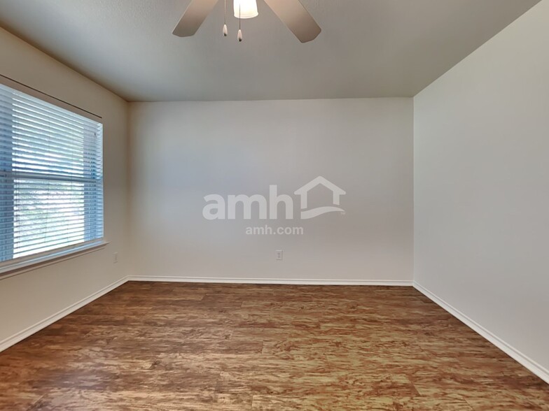 Building Photo - 7209 Little Mohican Dr