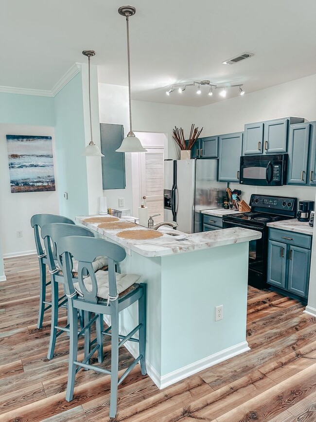 Building Photo - Rare Daniel Island Townhouse!!!
