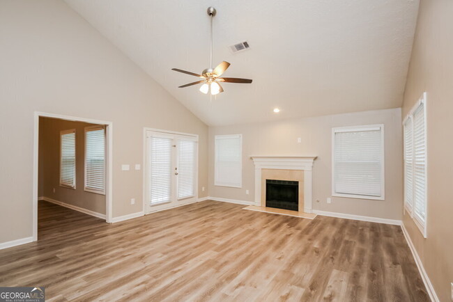Building Photo - 5563 Newberry Point Dr