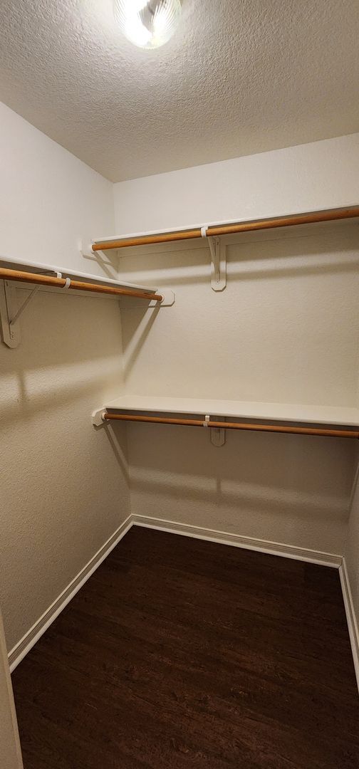 Building Photo - 3 Bedroom / 2 Bath Duplex – Text 201-231-7228 or Call 254-634-7698 for more info