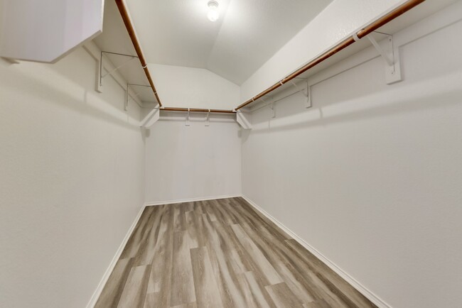 Building Photo - Updated 3-2-2 Ranch in McKamy Evers (North Denton)