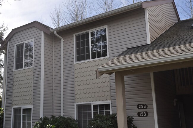 Building Photo - Pre-Leasing - 3bd/2bath (Cordata Area)