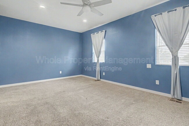 Building Photo - 5803 Poplar St