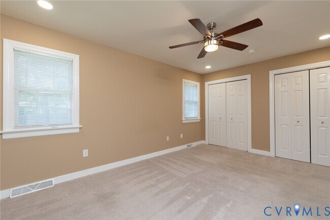 Building Photo - 4329 Deertrail Dr