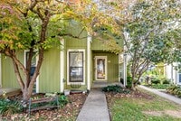 Building Photo - Live the Lake Lifestyle! 3-bedroom, 1.5-bath Condo