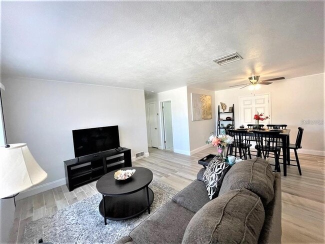 Building Photo - 12644 81st Terrace