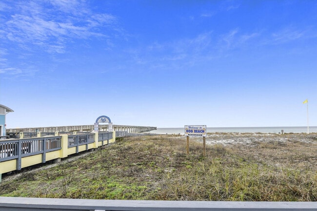 Building Photo - 2340 Grand Oaks Ln