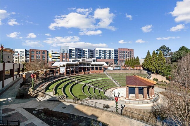 Building Photo - 1230 Ainsworth Alley