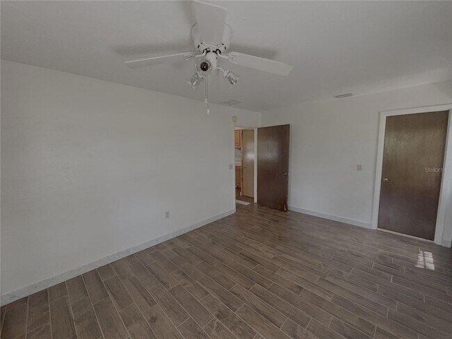 Building Photo - 6350 NE 86th Ave