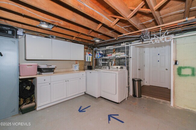 Building Photo - 209 Woodcrest Rd