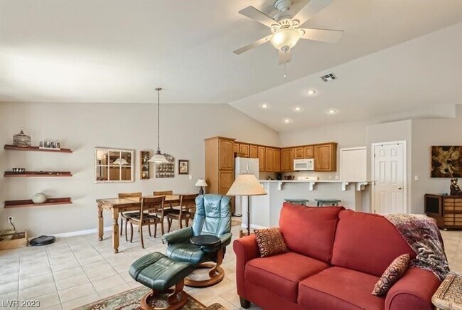 Building Photo - 11085 Sospel Pl