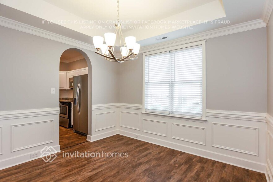 Building Photo - 2713 Black Cherry Dr