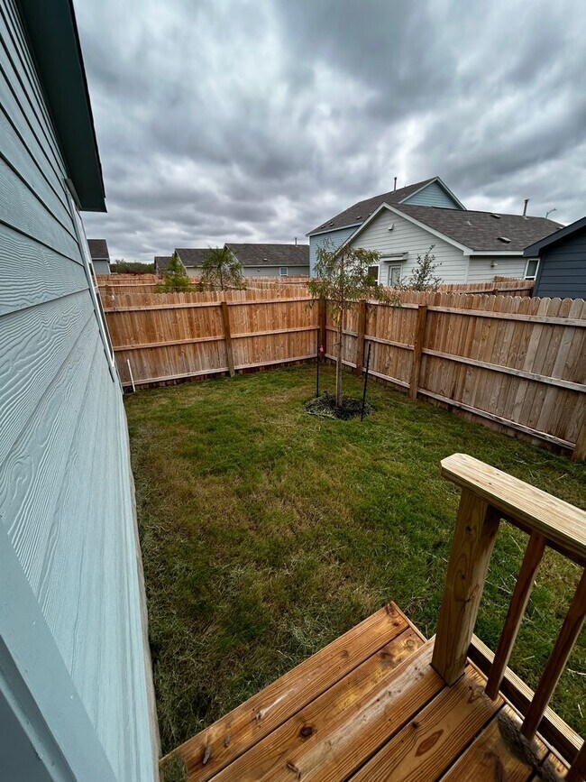 Building Photo - Texas A&M- New Home in Vida Subdivision /S...