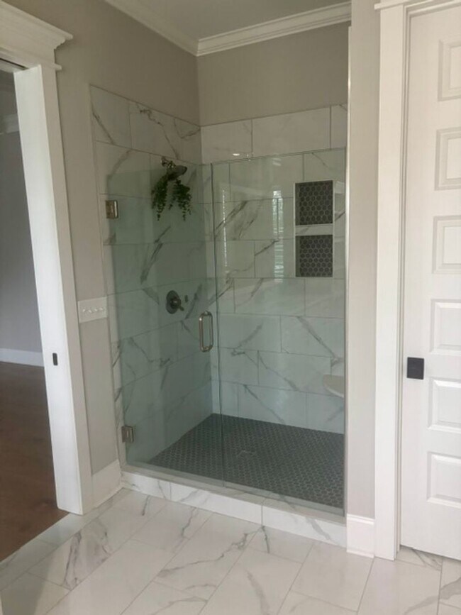 Building Photo - 4304 Sabal Dr