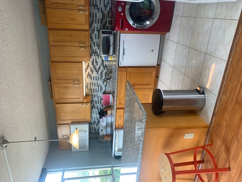 Building Photo - 2033 Nuuanu Ave