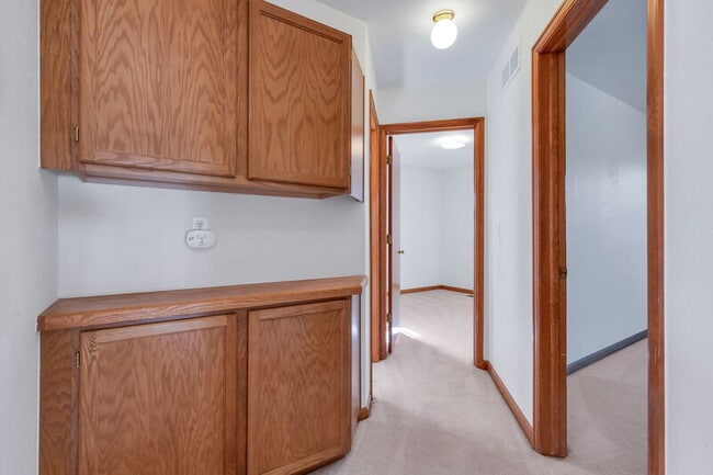 Building Photo - 9584 Las Colinas Dr