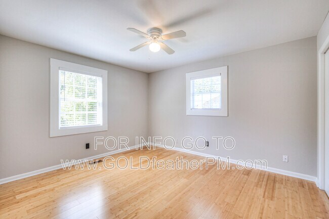Building Photo - 109 Harrow Ct