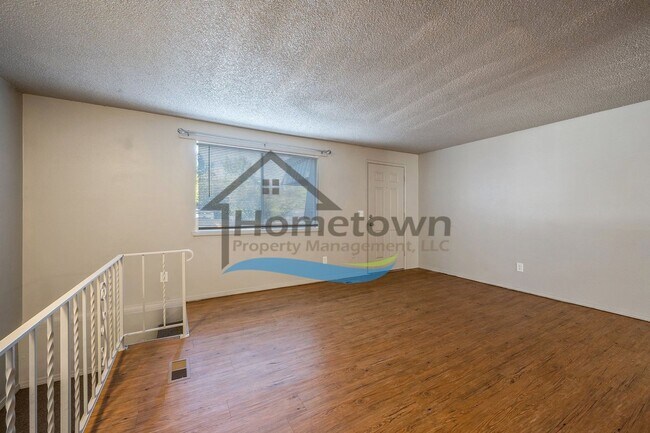 Building Photo - 2420 N 8th St
