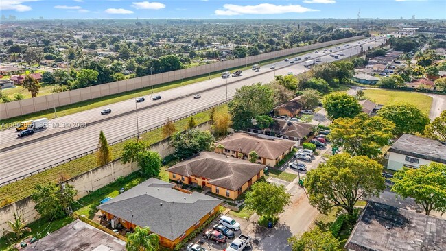 Building Photo - 1800 NW 52nd Ave