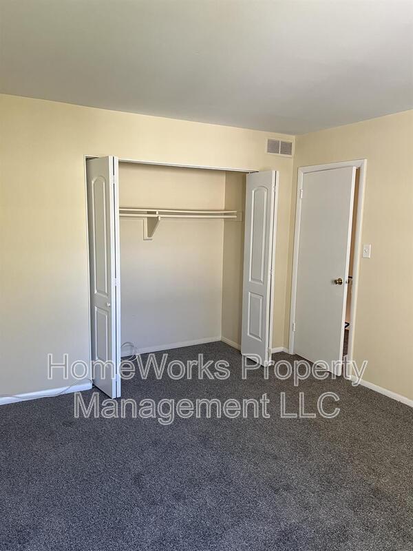 Building Photo - 462 Norvelle Ct