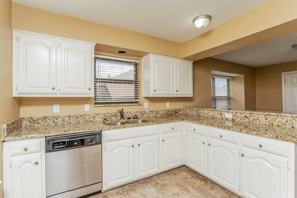 Building Photo - 3239 Wichita Dr