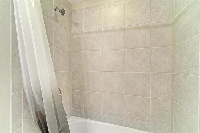 Building Photo - 11607 Brookside Dr