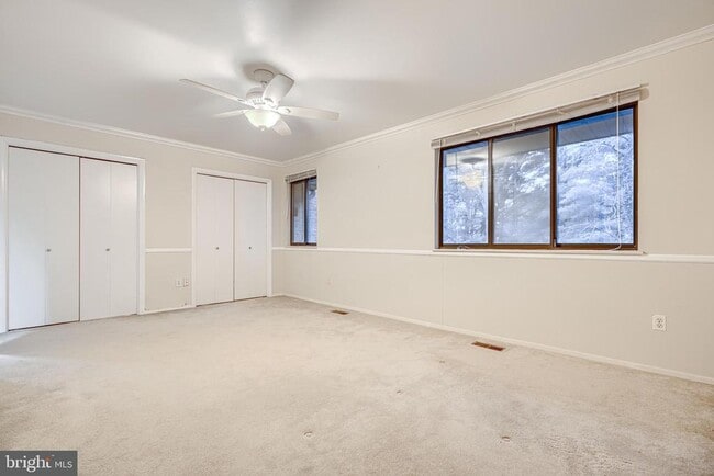 Building Photo - 414 Five Farms Ln