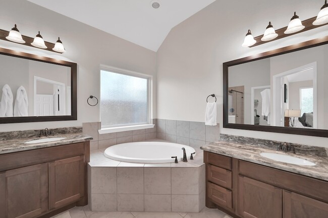 Building Photo - 66 N Whistling Swan Pl