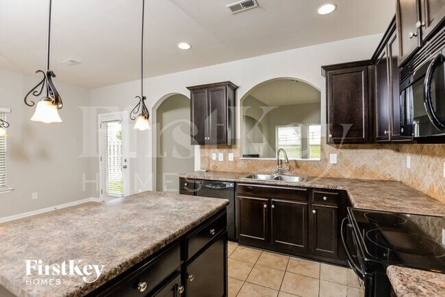 Building Photo - 12839 Olmsted Cir