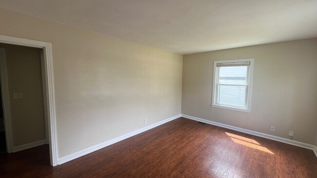 Building Photo - Cute East Nashville Home