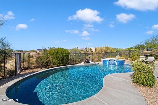 Building Photo - 36410 N Boulder View Dr