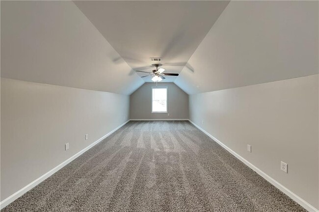 Building Photo - 383 Kyles Cir