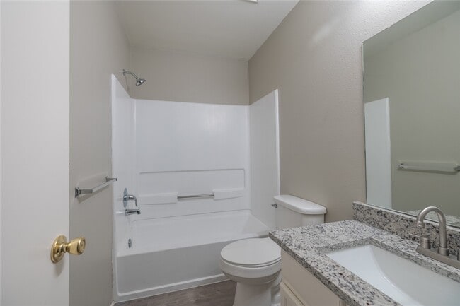 Building Photo - 10223 Revelstoke Dr