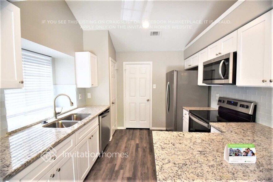 Building Photo - 159 Summerhill Dr