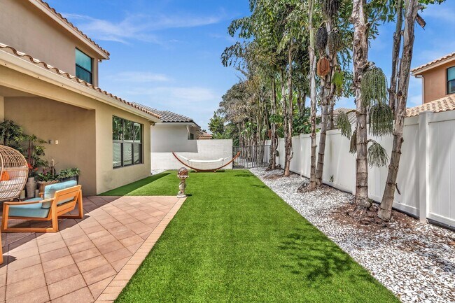 Building Photo - 7861 Blue Tanzanite Way