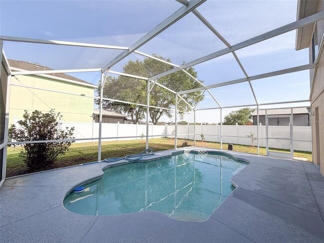 Building Photo - 1300 Carey Glen Cir